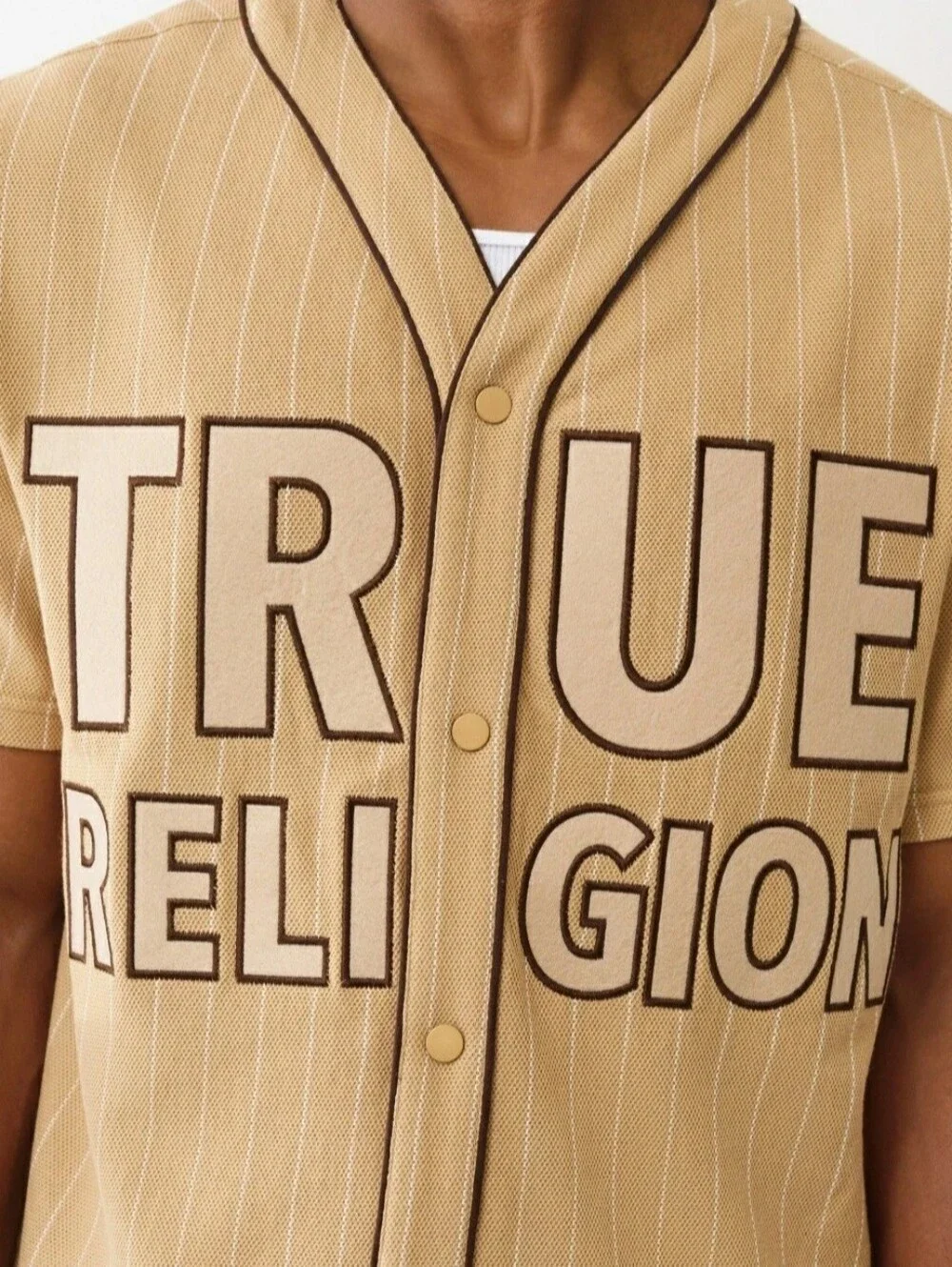 TRUE RELIGION: MEN'S LOGO BASEBALL JERSEY: BEIGE: SIZE: MEDIUM: BRAND NEW